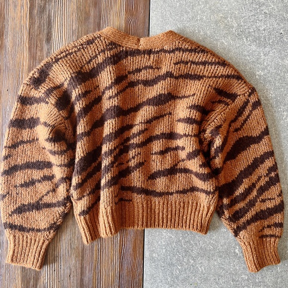 ✨ OLD NAVY Girls Kids Sweater Cardigan size 6 - Picture 3 of 4